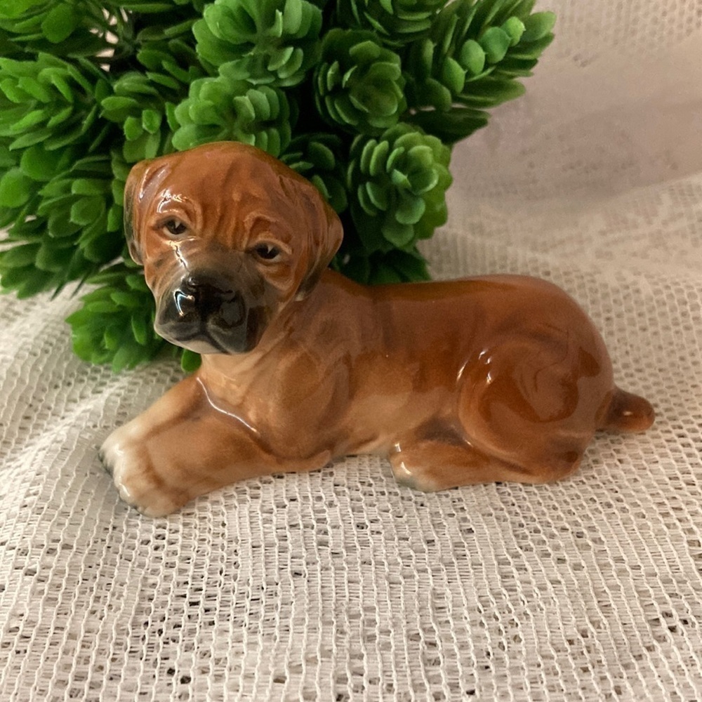 Vintage Boxer Pup Dog Figurine Signed  H I C 1953 Beautiful condition.